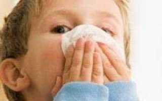 Что делать если ребенок чихает и текут сопли?